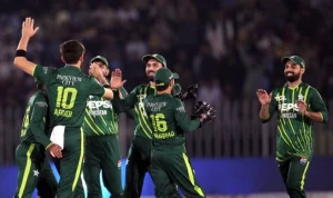 Shaheen's three-fer and Rizwan's 45 not out guide Pakistan to easy win in 2nd T20I